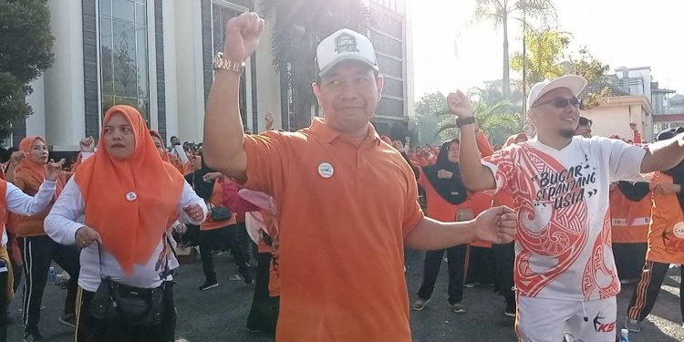 Safir Ikut Senam Sehat Bersama Presiden PKS