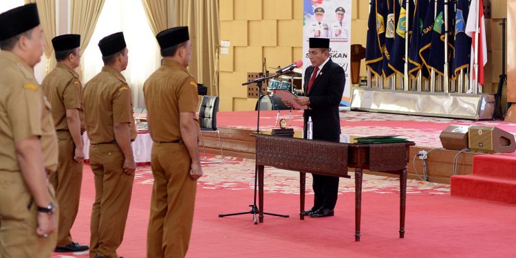 Gubernur Sumut Edy Rahmayadi Lantik Kepala Sekolah SMA/SMK di Lingkungan Pemprovsu