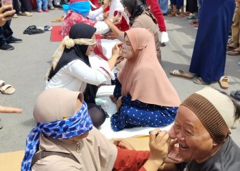 Peringati HUT RI ke 78, Masyarakat Lingkungan III Kelurahan Tegalsari Mandala III Gelar Berbagai Perlombaan