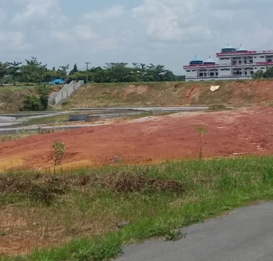 Pembangunan Taman Dikomplek Kantor Bupati Labusel Dipertanyakan