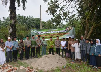 Kapolres Labusel Hadiri Baksos Dan Peletakan batu Pertama Pembangunan Kantor Sekretariat MWC NU Torgamba