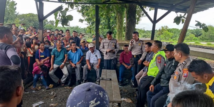 Polres Labusel Beri Pengamanan Aksi Mogok kerja Karyawan dan BHL PT.Torganda Sibisa Mangatur – Torgamba