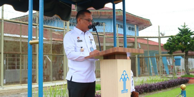 Kalapas M.P. Jaya Saragih Pimpin Upacara Peringatan Hari Pahlawan Nasional