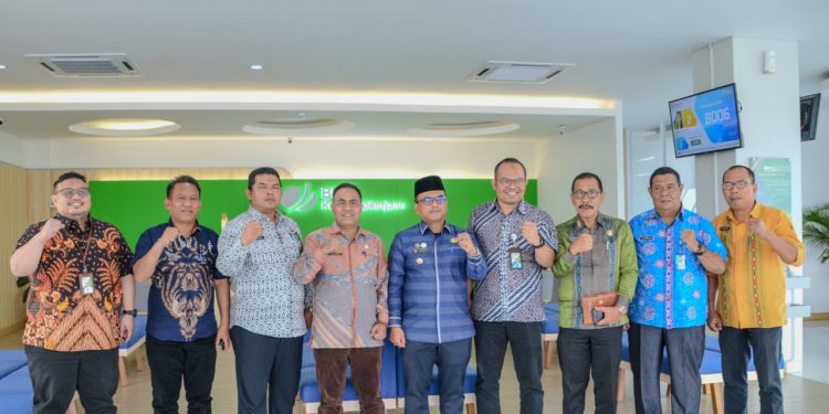 Pj. Wali Kota Padangsidimpuan Hadiri Monev Perlindungan Tenaga Kerja Rentan dan Peningkatan Cakup Kepesertaan ULC