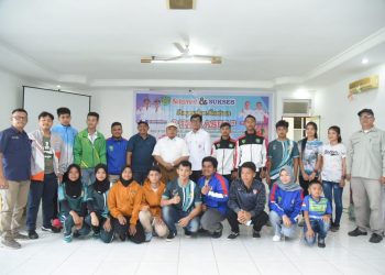 Bupati Tapsel Beri Tali Asih Kepada Atlit dan Pelatih Berprestasi