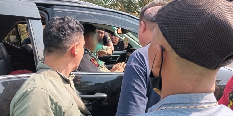 Aiptu AN Oknum Polisi Polres Labuhanbatu Diduga Menjadi Penerima Gadai Tiga Unit Mobil ilegal