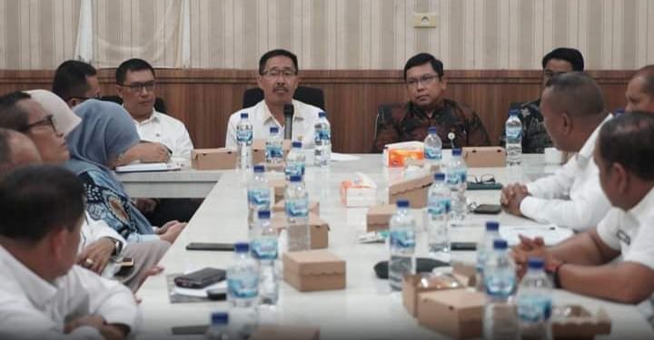 Bupati Labuhanbatu Selatan H.EdiminMelaksanakan Rapat Exit Meeting Bersama BPK RI Perwakilan Sumatera Utara