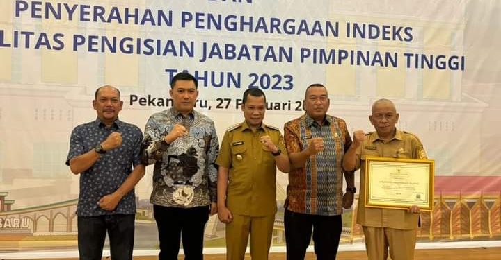 Terapkan Sistem Merit, Kab. Labusel Raih Penghargaan Baik Pengisian JPT