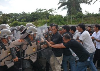 Simulasi Pengamanan TPS Pemilu 2024, Kapolres : Laksanakan Tugas Dengan Baik Dan Humanis