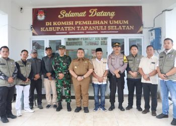 40 Truk Angkut Logistik Pemilu 2024, Dilepas Bupati Tapsel Ke 15 Kecamatan