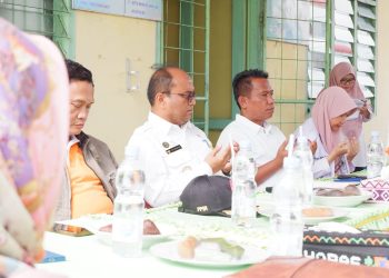 Pj. Walikota Padangsidimpuan Tinjau Sunat Massal dan Pengobatan Gratis Di UPTD. Puskesmas Pijorkoling