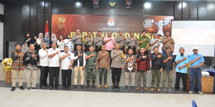 Kapolres Labusel Hadiri Rakor Persiapan Pemilu 2024 Yang Diadakan KPU Labusel