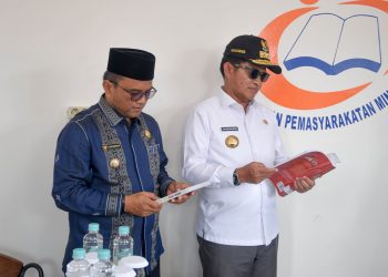 Pj. Gubsu Hasanuddin Resmikan Pojok Baca di Kota Padangsidimpuan