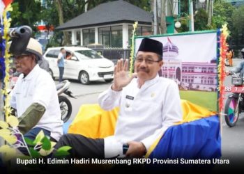 Personel Polres Labusel Sambangi Pasar Kotapinang