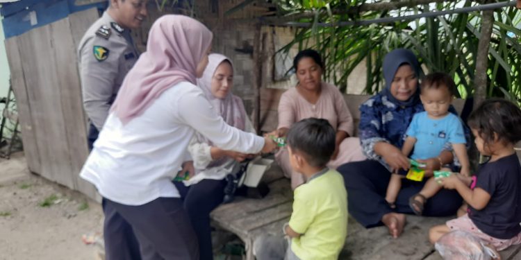 Dokkes Polres Labusel Giat Patroli Kesehatan Masyarakat