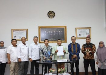 Bupati Tapsel Sampaikan LKPD TA 2023 ke BPK RI