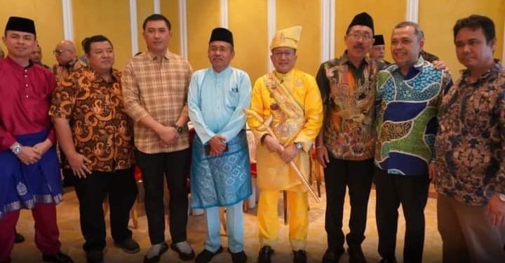 Personel Polres Labusel Sambangi Pasar Kotapinang