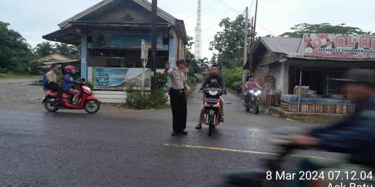 Personel Polsek Torgamba Laksanakan Strong Point Pagi Hari