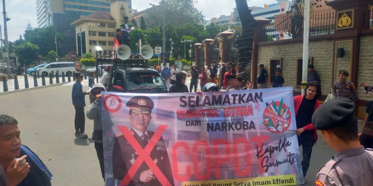 Sumut Darurat Narkoba ,Aliansi Mahasiswa Sumatra Utara Bersatu Lakukan Aksi Di Mabes Polri,Copot Kapolda Sumut