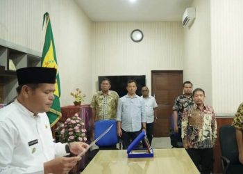 Wabup Labusel Melantik Assisten Pemerintahan dan Kesejahteraan Rakyat