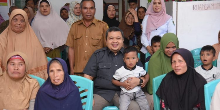 Bupati Tapsel Sebut Manfaatkan Bulan Ramadan Untuk Memperbanyak Sedekah