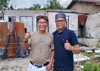 Malvinas Lawak Batak Kunjungi Rumah Wartawan Korban Musibah Kebakaran Oleh OTK