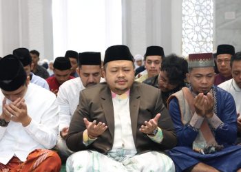 Rayakan Idul Fitri 1445 H, Bupati Tapsel Ajak Masyarakat Tingkatkan Amal Kebaikan