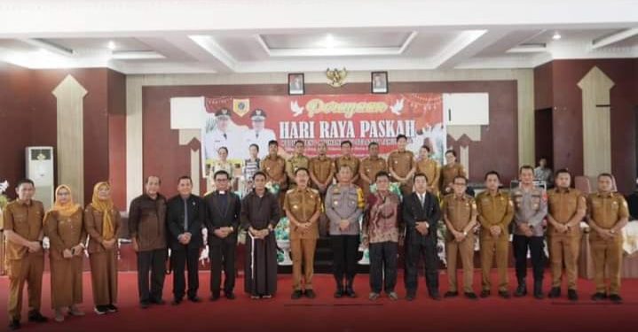 Bupati Labuhanbatu Selatan H. Edimin Hadiri Perayaan Paskah Oikumene