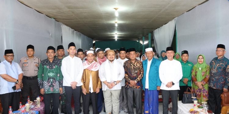Eratkan Silaturahmi Bersama Ulama dan Umara, Bupati Dolly Pasaribu Hadiri Halal Bihalal Keluarga Besar MUI Tapsel