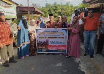 Koni Ismail Siregar Lepas Tim Kontingen Lomba Majelis Sholawat Qurrotun Nada Ke Tanjung Balai