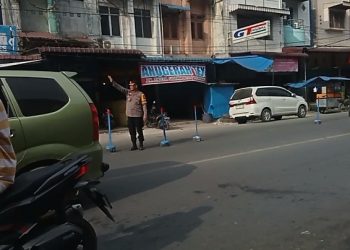 Urai Jalur Mudik , Kapolres Labusel Turun Langsung Atur Arus Lalin