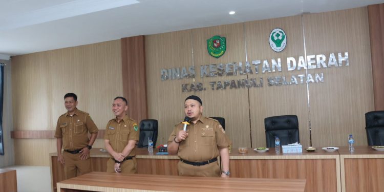Masuk Kerja Pasca Cuti Lebaran, Bupati Tapsel Lakukan Kunjungan Ke Beberapa OPD