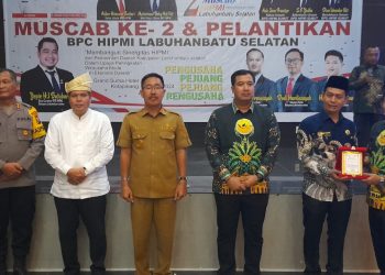 Bupati H.Edimin Hadiri Pelantikan dan Pengukuhan Himpunan Pengusaha Muda Indonesia (HIPMI) Labusel