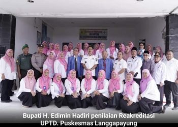 Bupati Labusel Hadiri penilaian Reakreditasi UPTD. Puskesmas Langgapayung