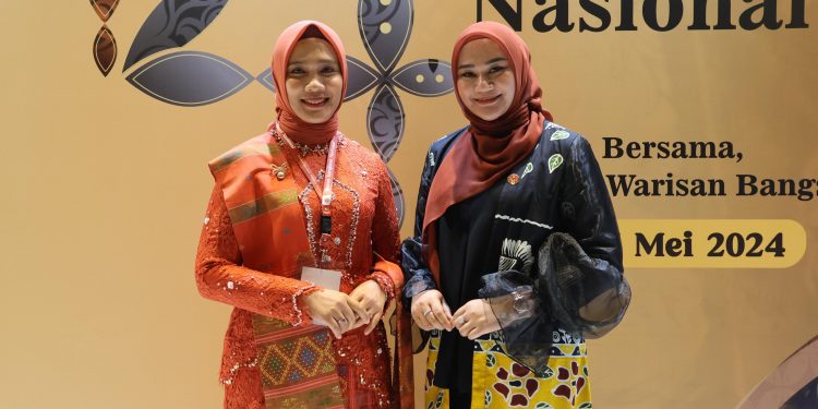 Ketua Dekranasda Tapsel Hadiri Puncak Perayaan HUT Dekranas Ke-44 di Solo