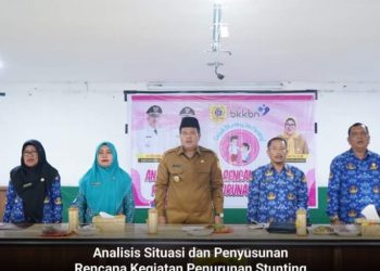 Wabup Labusel H.Ahmad Padli Membuka Acara Analisa Situasi dan Penyusunan Rencana Kegiatan Penurunan Stunting