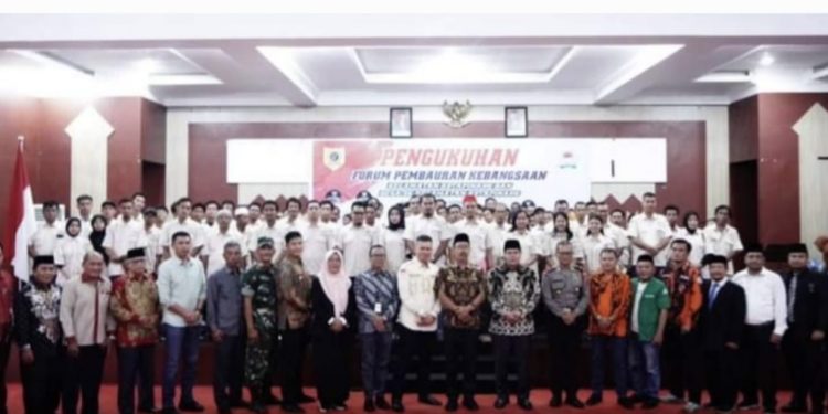 Bupati dan Wabup Labusel Menghadiri Pelantikkan FKP Kec.Kotapinang