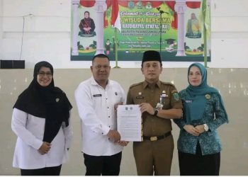 Pj Bupati Paluta Hadiri Acara Wisuda 500 Orang Anak Raudhatul Athfal Se- Kabupaten Padang Lawas Utara