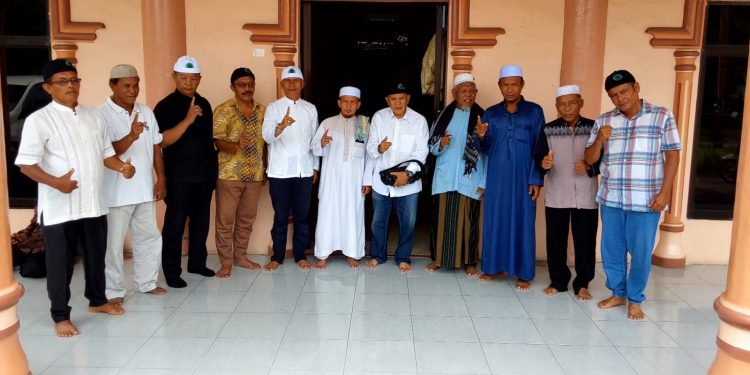 Cerita Siantar Dulu (CSD) Laksanakan Jumat Barokah di Mesjid Al Hilal