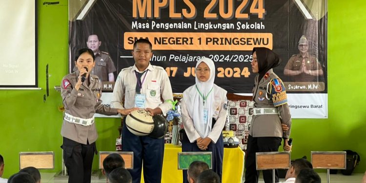 Polres Pringsewu Gelar Kampanye Operasi Patuh di Sekolah-Sekolah