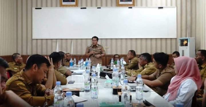 Wabup Pimpin Rapat Persiapan Hari Jadi Ke-16 Kabupaten Labusel
