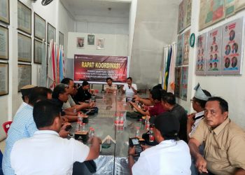 KPU Labuhanbatu Selatan Adakan Rapat Koordinasi Pembentukan Media Center
