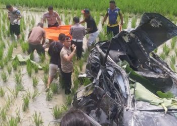 Kecelakaan Maut: Kereta Api Sri Bilah Tabrak Mobil, Enam Orang Tewas dan Satu Kritis