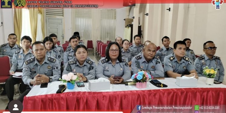 Lapas Kelas IIA Pematangsiantar Hadiri Via Zoom Sosialisasi dan Pembinaan Layanan Publik