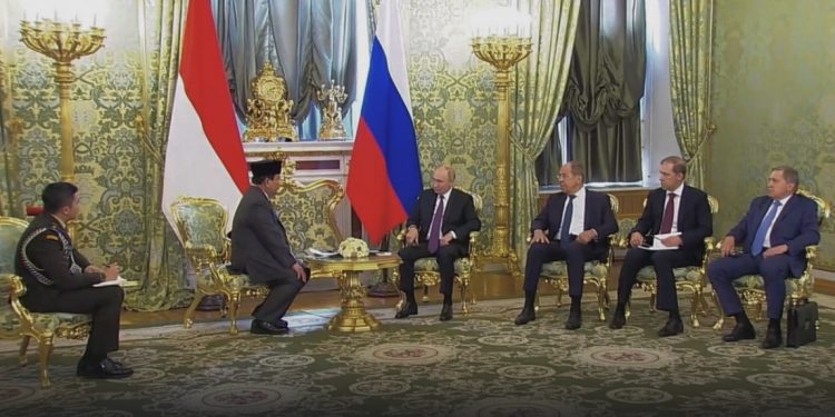 Prabowo Subianto Bertatap Muka dengan Vladimir Putin: Langkah Penting Memperkuat Hubungan Bilateral