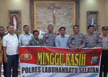 Kapolres Labusel Gelar Minggu Kasih Di Gereja Katolik Dusun Pardomuan Desa Tanjung Medan