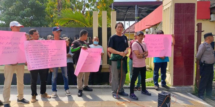 Putus Hubungan Kerja Antara Karyawan Pagoda Mas dan Hendro (Awen) Terkait Masalah BPJS