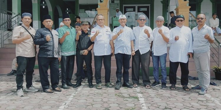 Cerita Siantar Dulu (CSD) Gelar Jumat Barokah Bersama Drs. Koni Ismail Siregar di Masjid Al Hidayah