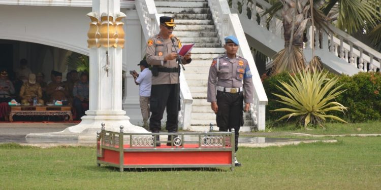 Wabup H.Ahmad Padli Tanjung Hadiri Apel Gelar Pasukan Mantap Praja Toba Polres Labusel 2024