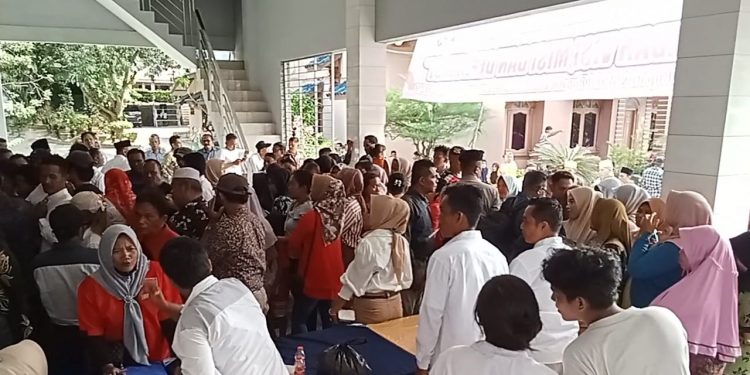 Deklarasi Ari Wibowo-Azwar Sajali Tanjung di Labuhanbatu Selatan Menuai Kekecewaan Warga